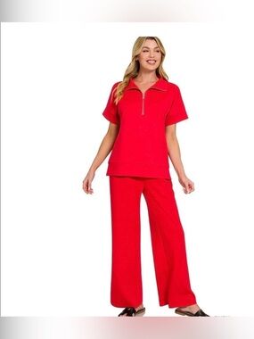 Zenana Outfitters Red Short-Sleeve Zip-Front Lounge Set